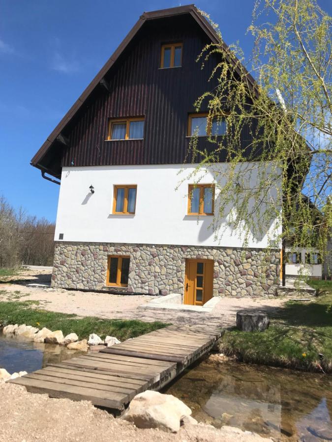 Rustic Inn River Prijeboj Bagian luar foto